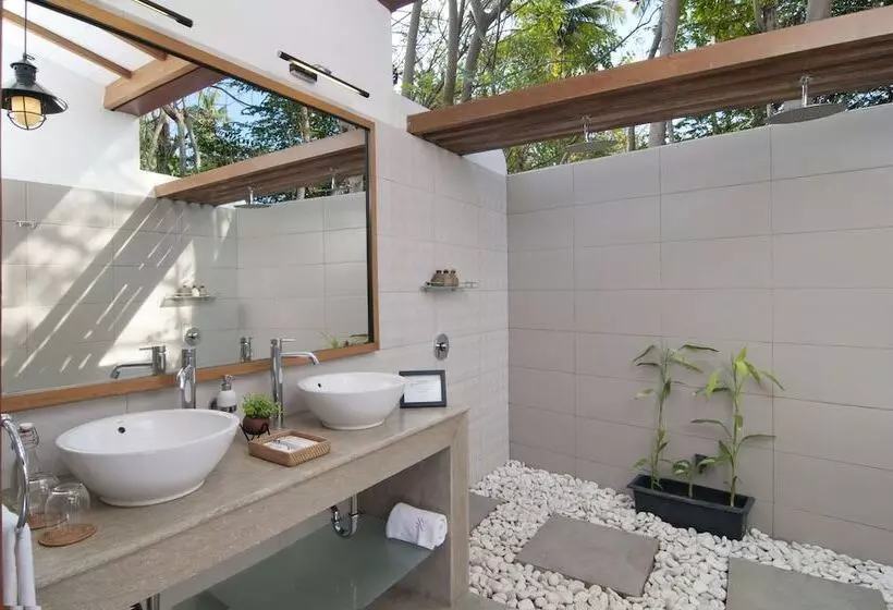 ホテル Kerensia Private Pool Villas