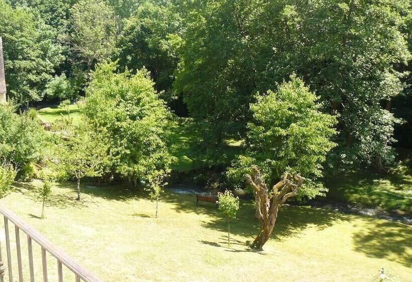 ペンション Chambres D'hôtes & Gites Pouget