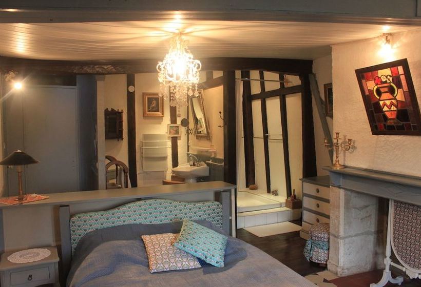 بنسيون Relais De La Mirpe