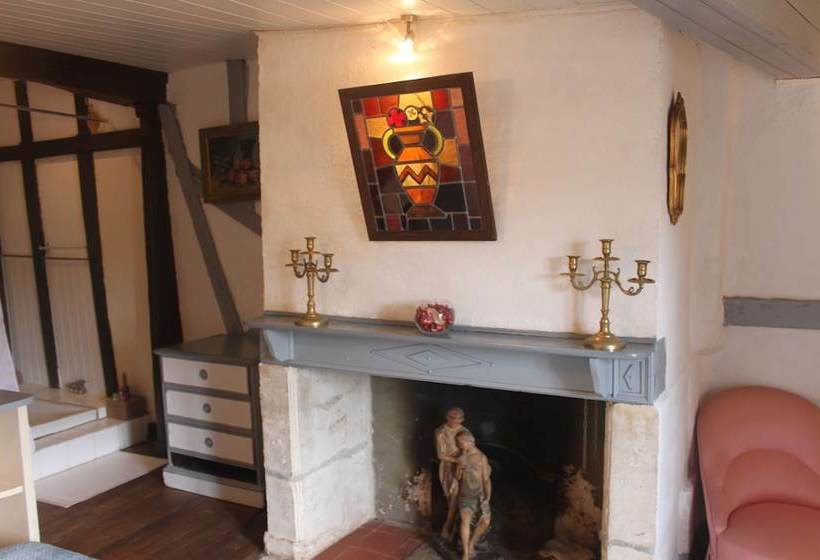 بنسيون Relais De La Mirpe