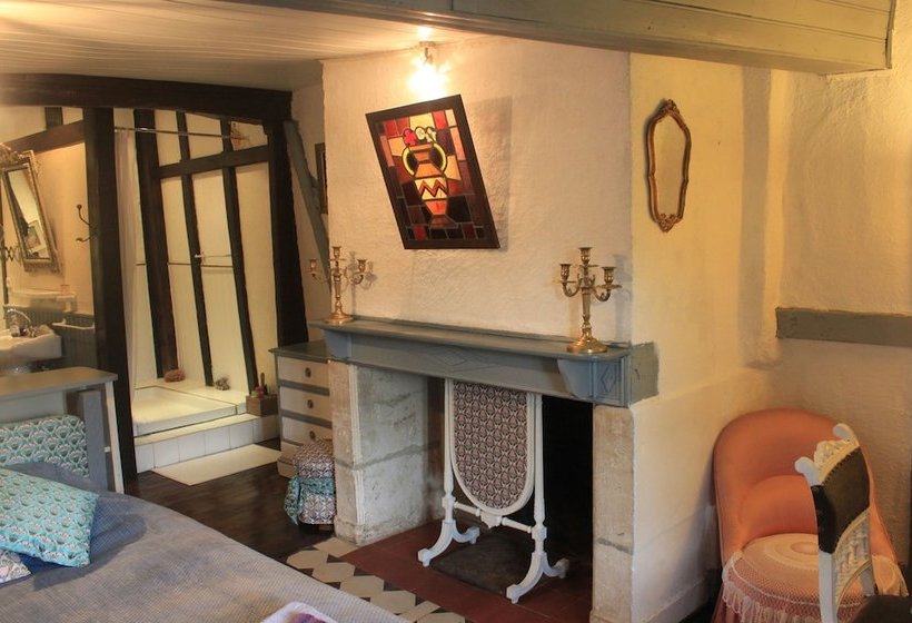 بنسيون Relais De La Mirpe