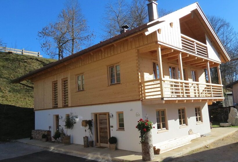 ペンション Mountainlodge Dorfhaus