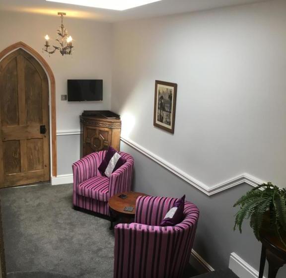 بنسيون Rivendell Guest House