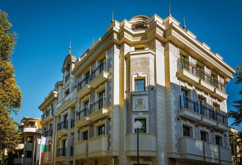 Residence City Garden Certificate Of Excellence 3rd Place In Top 10 Best Five Stars City Hotels Fo