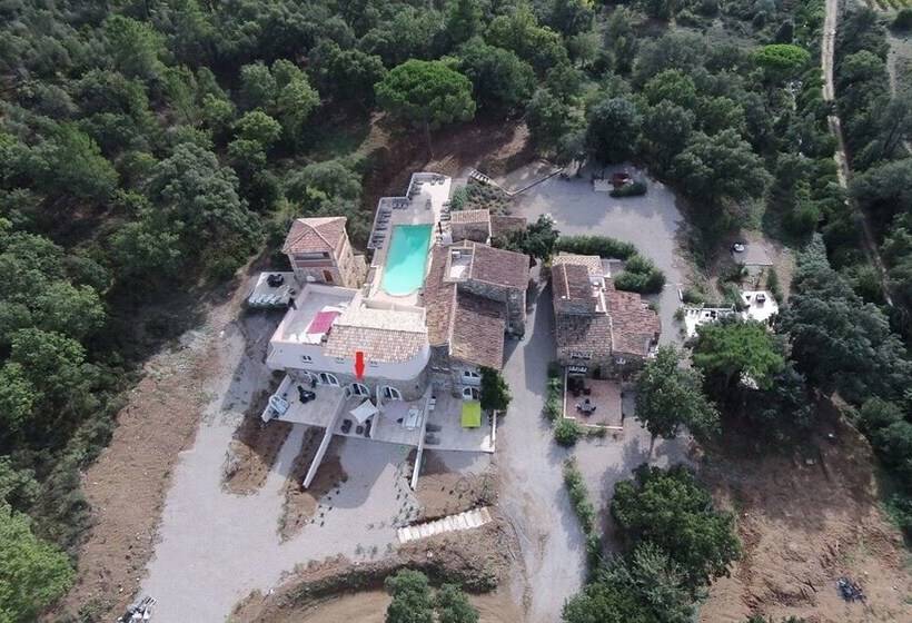 אתר נופש Hameau Des Claudins