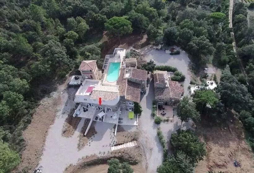 Lomakeskus Hameau Des Claudins