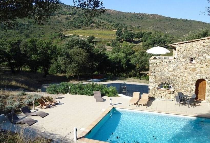 אתר נופש Hameau Des Claudins