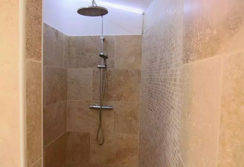 Lomakeskus Hameau Des Claudins