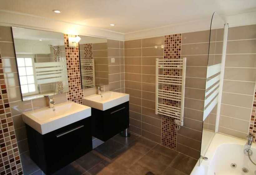 אתר נופש Hameau Des Claudins