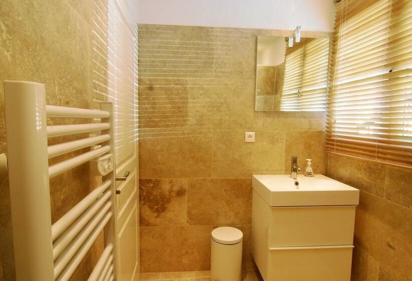 אתר נופש Hameau Des Claudins