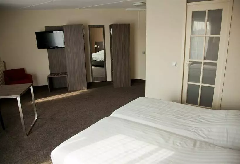 בית מלון כפרי Tulip Inn Meerkerk