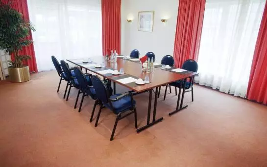 בית מלון כפרי Tulip Inn Meerkerk