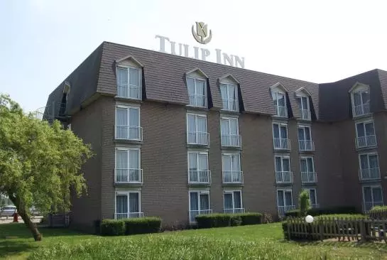 בית מלון כפרי Tulip Inn Meerkerk