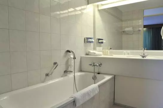 בית מלון כפרי Tulip Inn Meerkerk