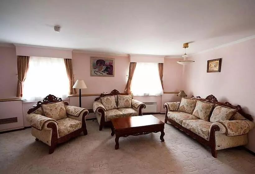 בית מלון כפרי Acfes Seiyo