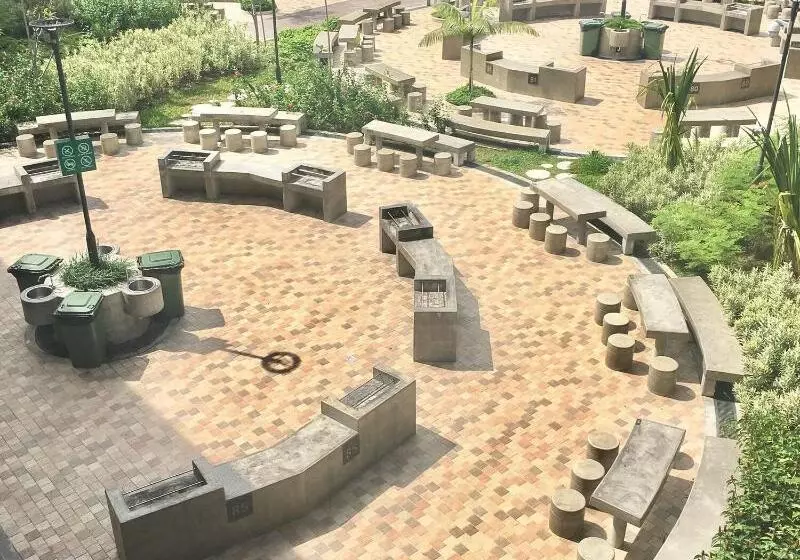 هتل D'resort @ Downtown East