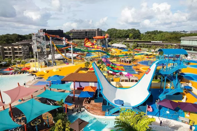 هتل D'resort @ Downtown East