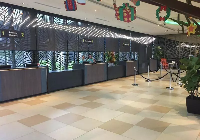 هتل D'resort @ Downtown East