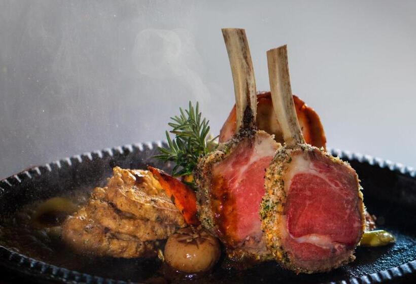 فندق Earls Regency