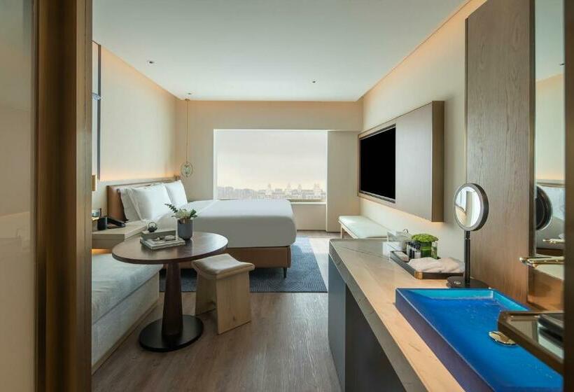 Отель Glive Hangzhou