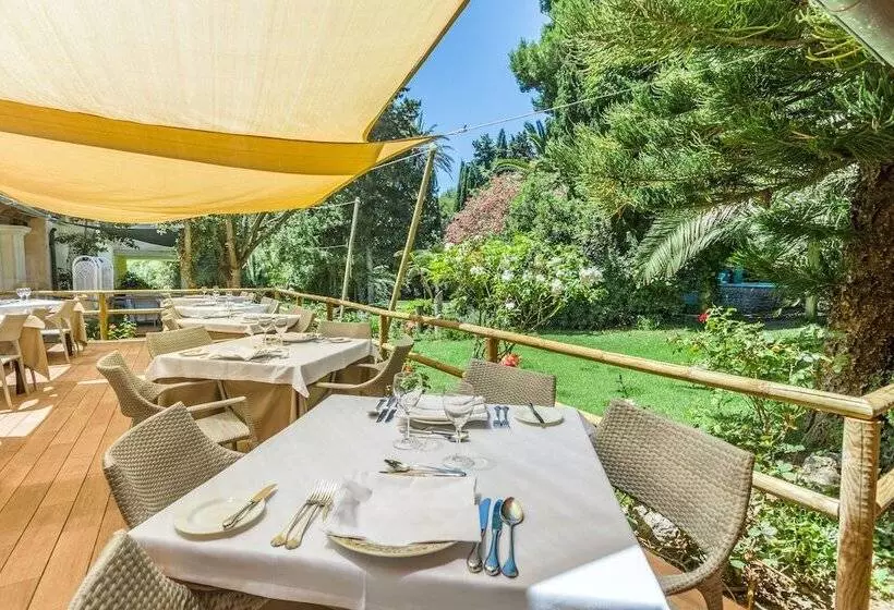 Отель Lago Garden Apartsuites & Spa