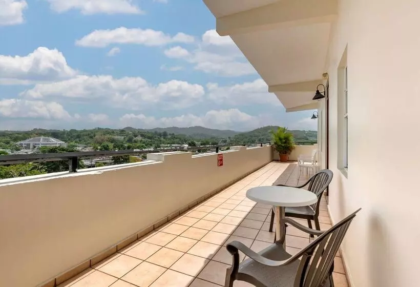 هتل Mayaguez Plaza, Bw Signature Collection