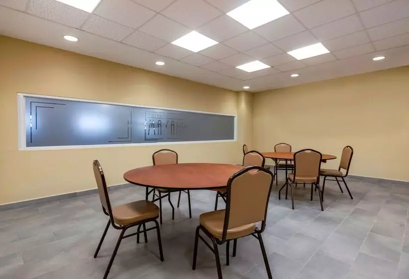 هتل Mayaguez Plaza, Bw Signature Collection