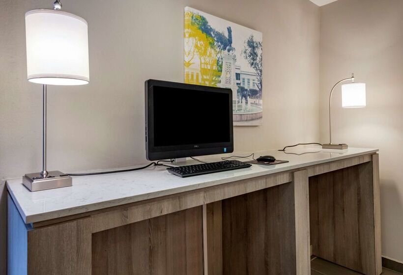 هتل Mayaguez Plaza, Bw Signature Collection