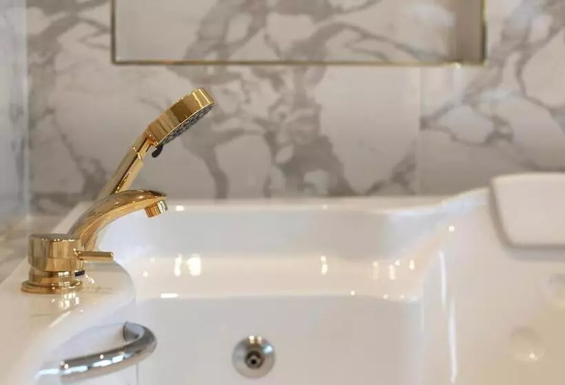 Mina Hotel   Special Category