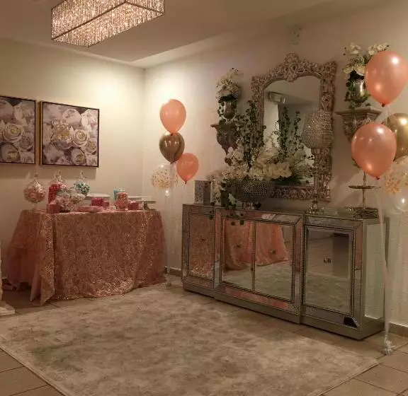 هتل Parador El Buen Cafe