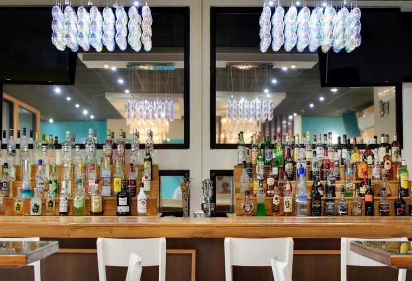 هتل Parador El Buen Cafe