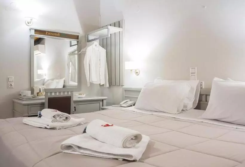 酒店 Parnassos Delphi