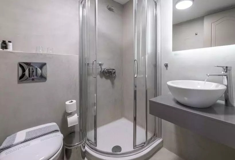 酒店 Parnassos Delphi