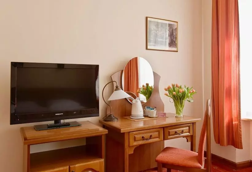 בית מלון כפרי Regent