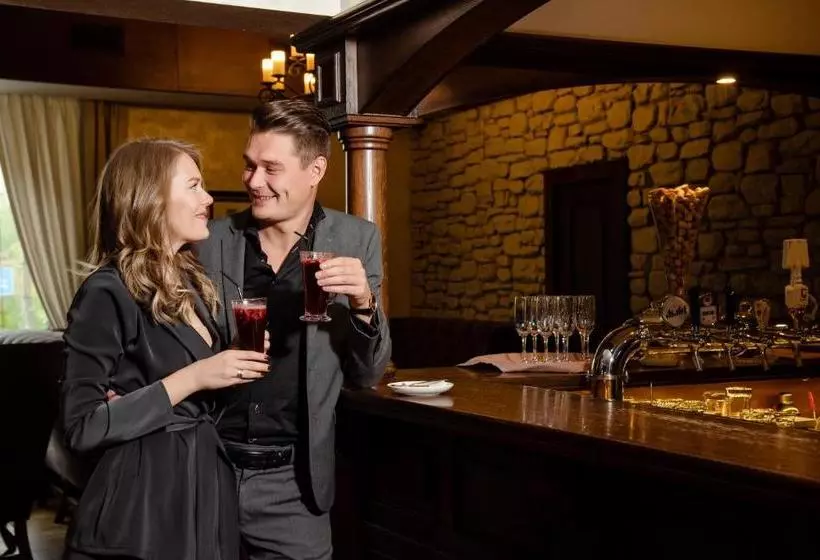 هتل Sibirskiy Safari Club