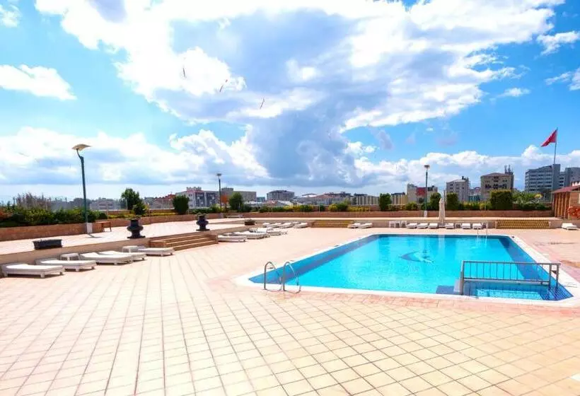 ホテル The Green Park Bostancı