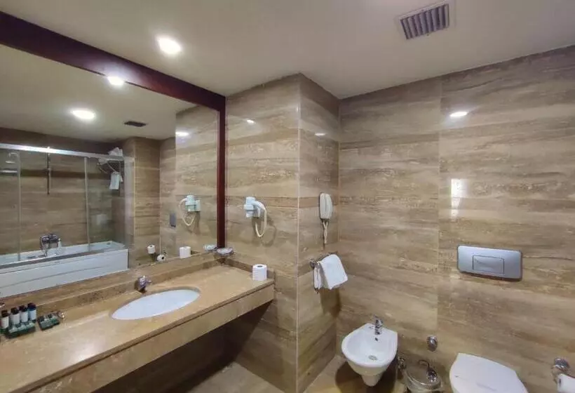 ホテル The Green Park Bostancı