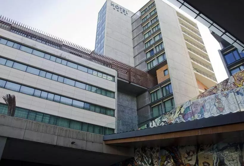 هتل Vip Executive Arts