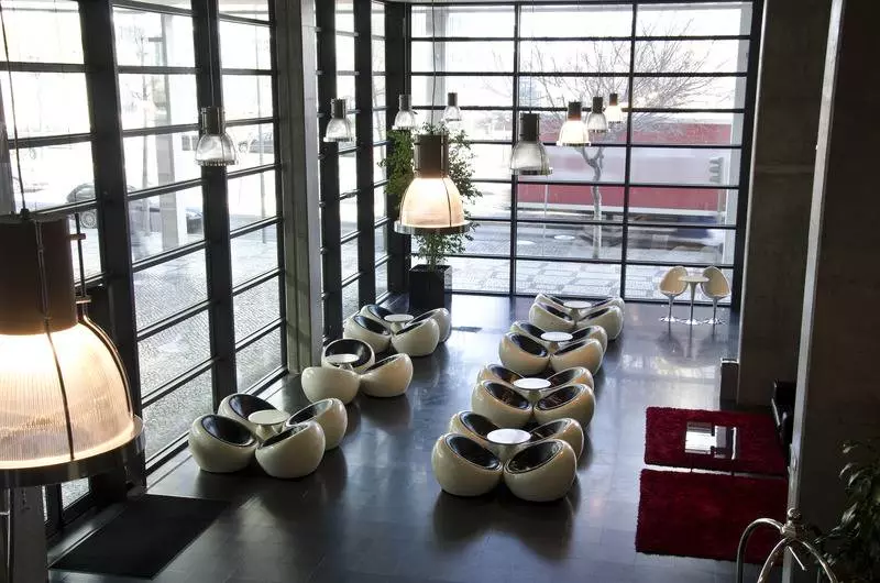 هتل Vip Executive Arts