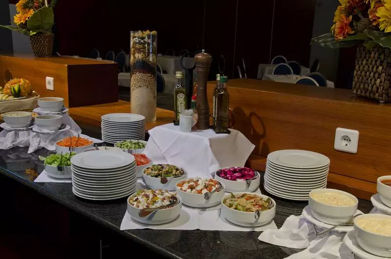 هتل Vip Executive Arts