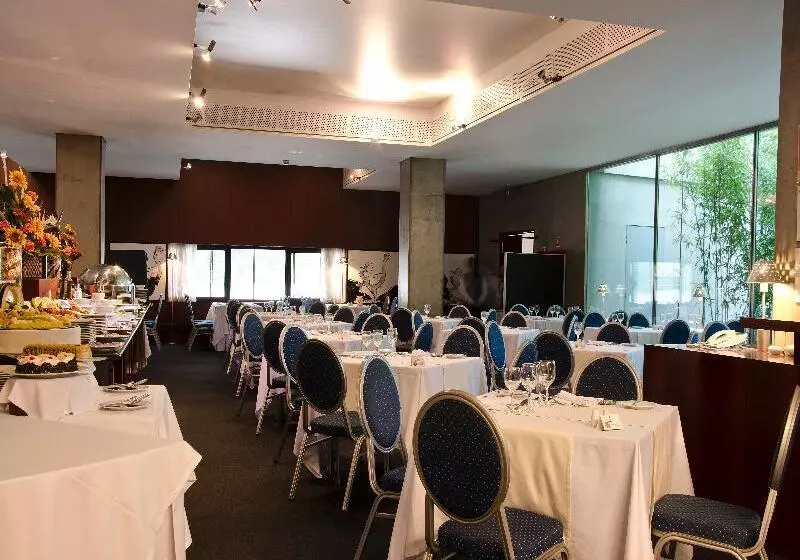 هتل Vip Executive Arts