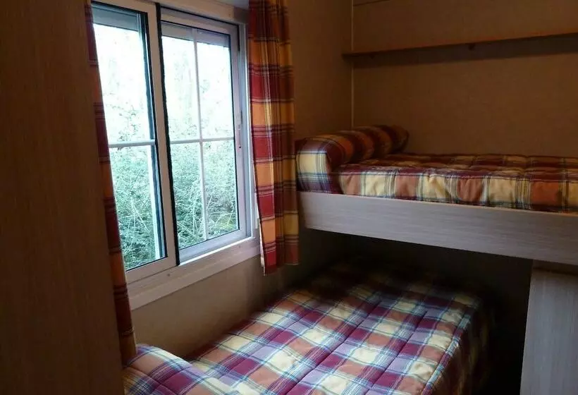 Hotelli Apartamentos Camping La Barguilla