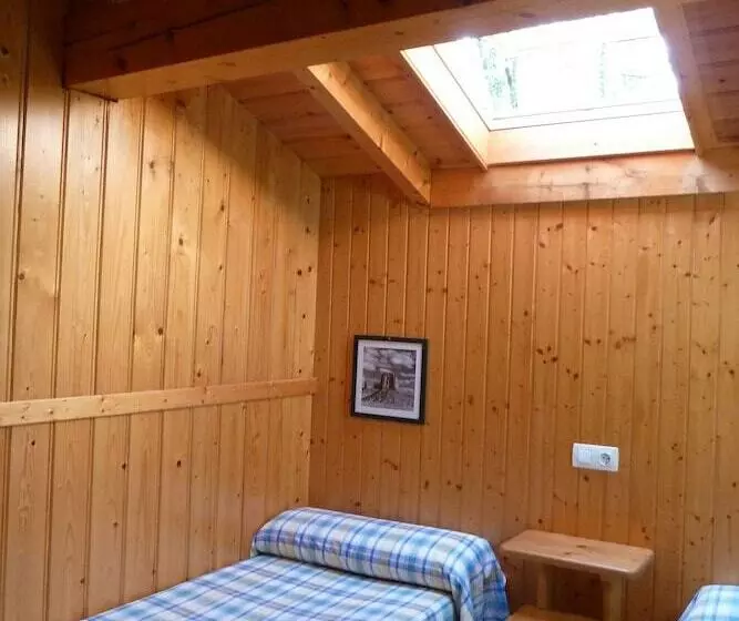 Hotelli Apartamentos Camping La Barguilla
