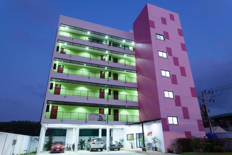 Отель Jjw House