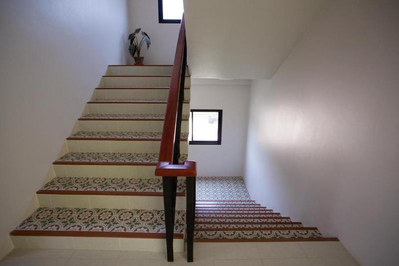 Отель Jjw House