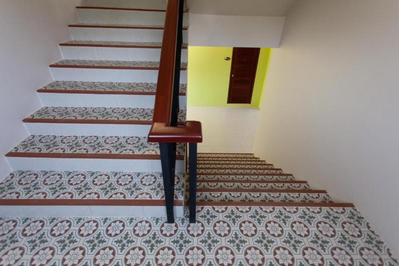 Отель Jjw House