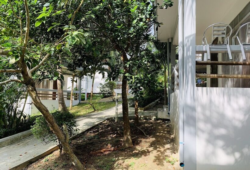 Hotel Sunrise Vuth Resort