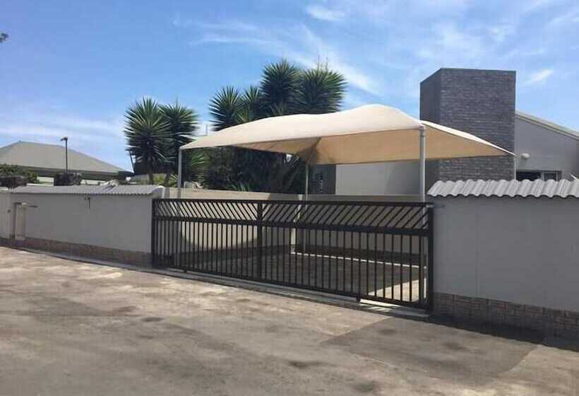 پانسیون Meransha Self Catering Cc