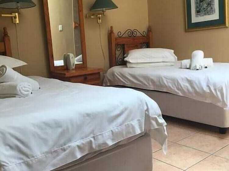 پانسیون Meransha Self Catering Cc