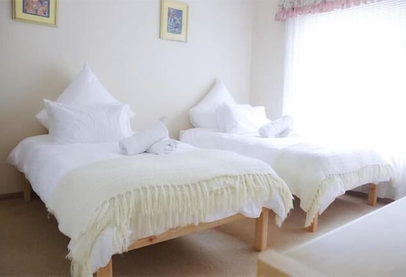 پانسیون Meransha Self Catering Cc